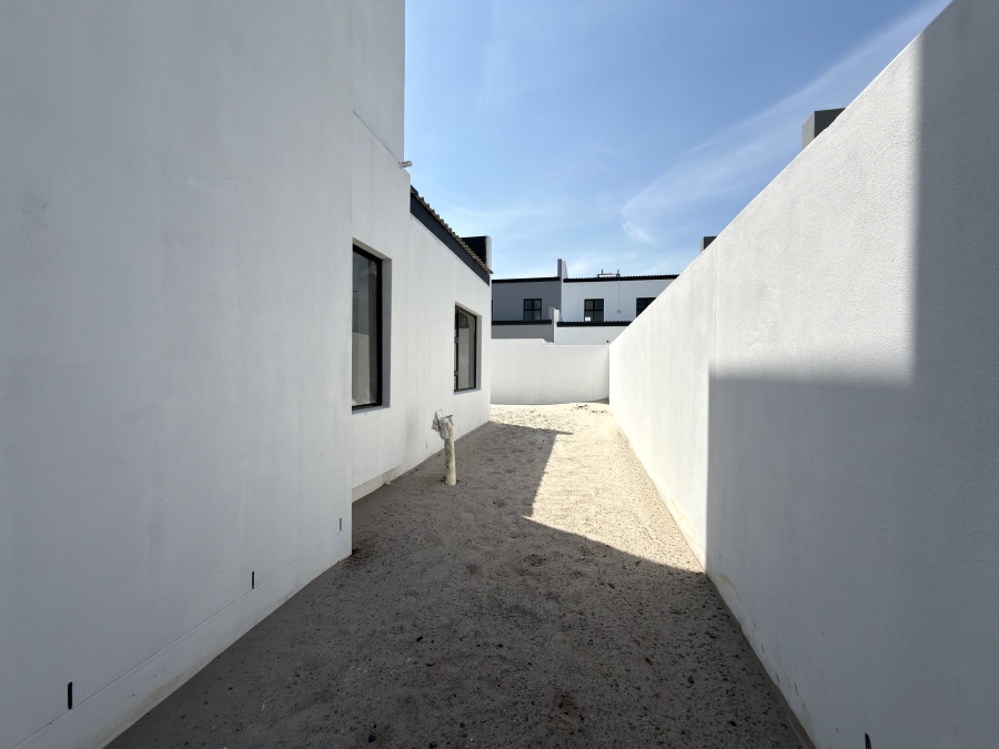 4 Bedroom Property for Sale in Sandown Western Cape